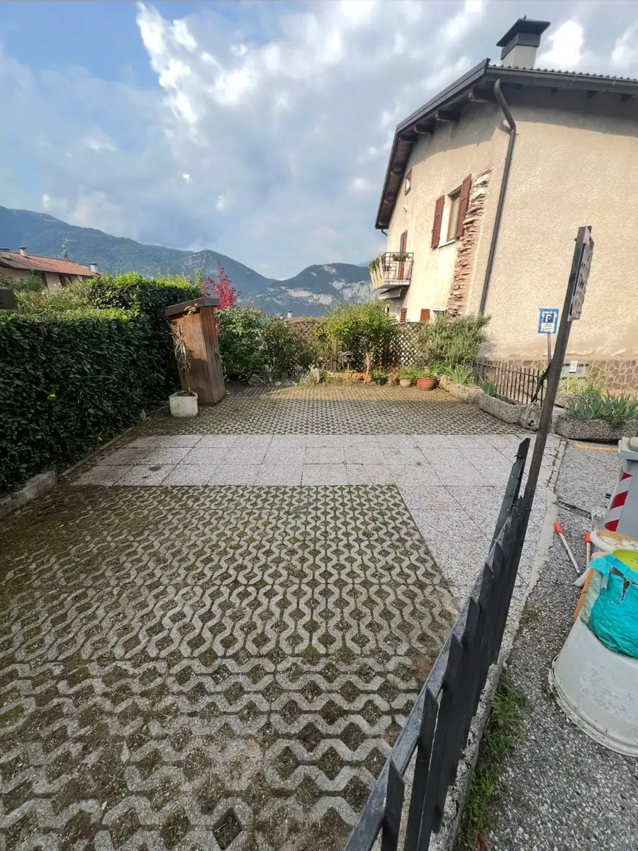 Lo stesso lavoro dopo l'intervento di Ultimo Giardiniere